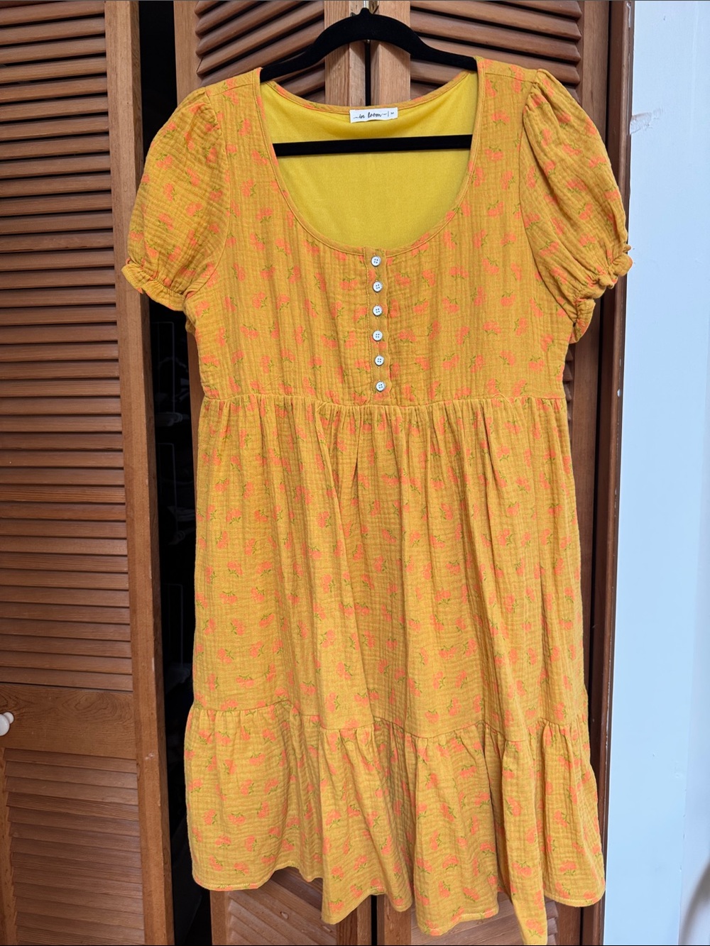 Women’s Yellow Puff-Sleeve Smocked Tiered Casual Dress